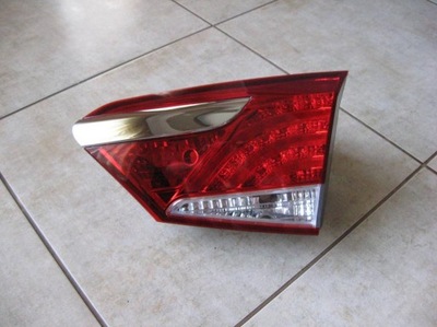 Правая лампа - крышка багажника --- hyundai i40 - kombi - led фото №1