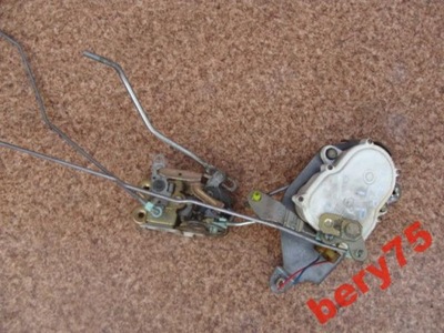 Mitsubishi l200 95r замок двері задня правий фото №1