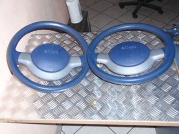 STEERING WHEEL BLUE SMART FORTWO SPARE PARTS  