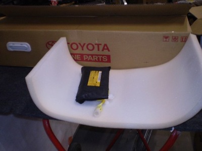 Toyota prius подушка сидіння ліва nowa оригінал фото №1