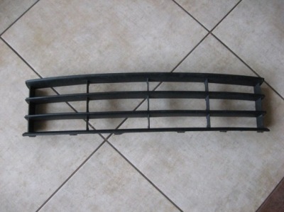 Решётка средняя бампера - skoda octavia ii - lift фото №1