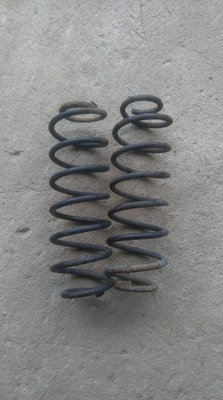 Mazda 2 02-07 пружина задняя задняя фото №1