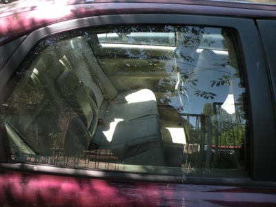 Volvo s80 98-06 скло двері перед задня фото №1