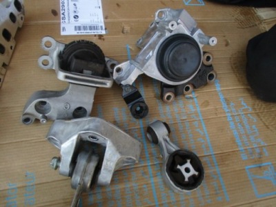 Кронштейн подушка двигателя x-trail 1,6 dci t32 2014 rok фото №1