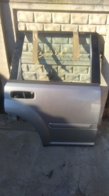 Nissan x-trail t30 двері праве задня задні фото №1