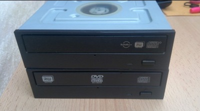 BenQ DW1670 zapis DVD+R x2 booktype DVD-ROM