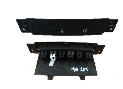 Peugeot 207 панель переключатель замка центрального фото №1