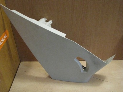 Корпус стійка правий задня dodge avenger crd po 2007 фото №1