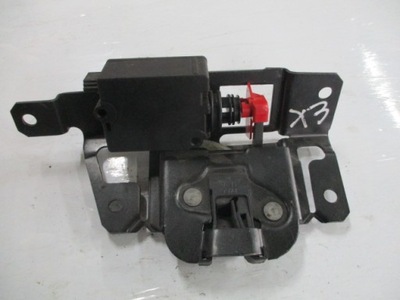 Bmw x3 e83 замок кришки задня фото №1