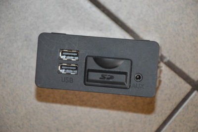 Модуль usb mazda 3 13-16 bhp1-669u0 фото №1