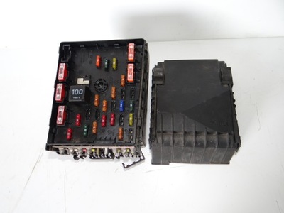 Vw passat b6 b7 коробка запобіжників 3c0937125 фото №1