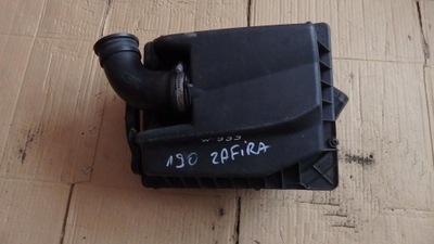 Корпус фільтра повітря opel zafira b 1.9 cdti фото №1
