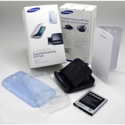 Samsung GALAXY S III Essential Accessory Gift Pack