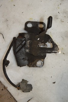 Honda civic vii замок капот фото №1