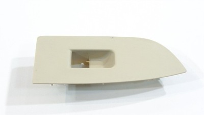 Vw cc корзина рамка na перемикач 3c8867376 фото №1