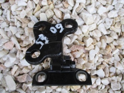 Volvo v60 петля дверь перед правый 31218515 фото №1