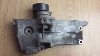 Кронштейн натягувач генератора seat ibiza 036145169g фото №1