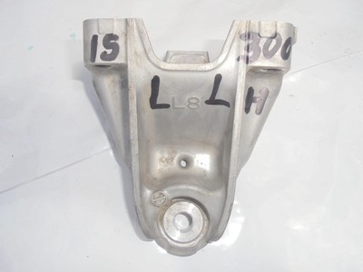 Кронштейн двигуна ліва lexus is 300h фото №1