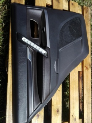 Mitsubishi pajero iv оббивка обшивка двері фото №1