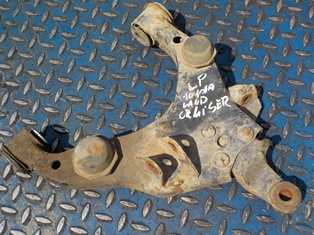 TOYOTA LAND CRUISER 90 WAHACZ DOLNY LEWY PRZÓD