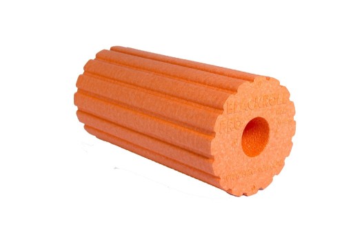 Ролик с шипами, жесткий массажный валик 30х15 см Blackroll Groove Pro