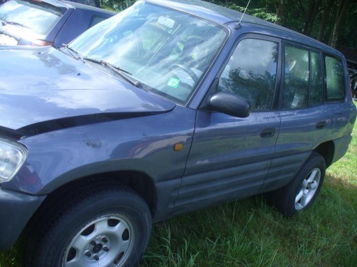 toyota rav4 5D 94-00 дверь передняя левая