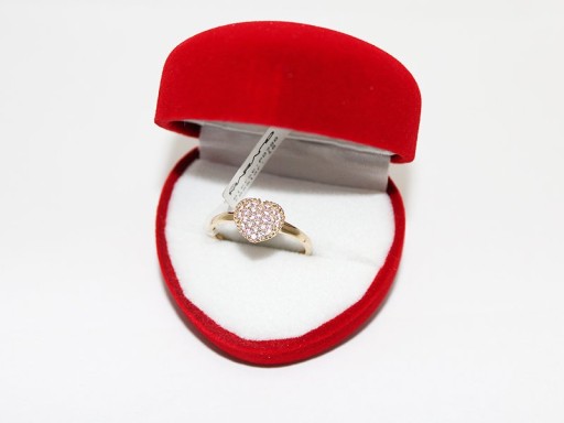 Сердце! Золотое кольцо с цирконами PR. 333 R 15