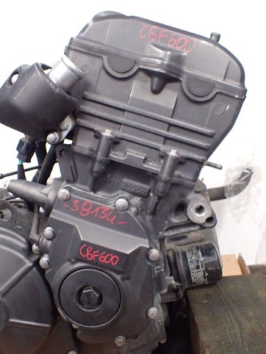 ДВИГАТЕЛЬ HONDA CBF 600 04-07 PC38