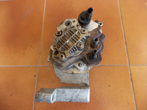 FOCUS MK2 04- 1.6 TDCI ТНВД 9651844380