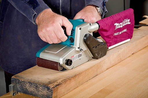 ЛЕНТОЧНО-ШЛИФОВАЛЬНАЯ МАКИТА MAKITA 9404 ЭЛЕКТРОННАЯ РЕГУЛИРОВКА