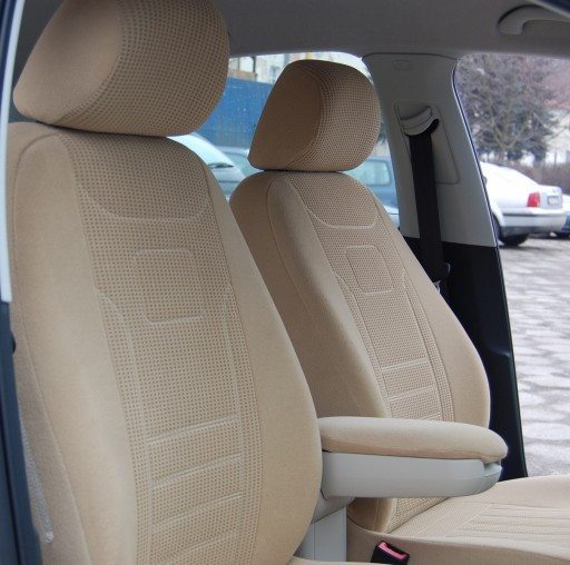 Изготовленные на заказ велюровые чехлы на VW PASSAT B5