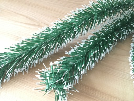 GIRLANDA ŁAŃCUCH dekoracje stroik sztuczny 1 x4,5m