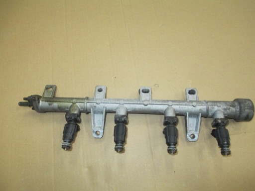 LISTWA WTRYSKOWA HYUNDAI GETZ 1.6 02-06 9260930006