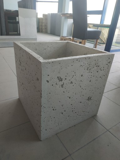 Donice 40/40/40 beton architektoniczny