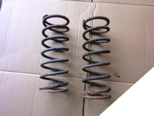 DISCOVERY 2.5 TDI 96R. пружина передня