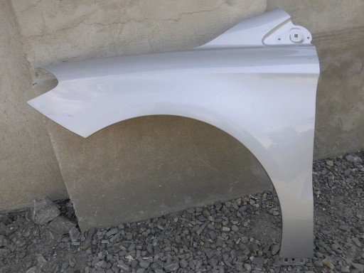 fender left front MERCEDES B KLASA 246 2012