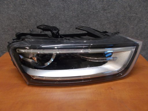light front front right AUDI Q3 BI-XENON 10-14