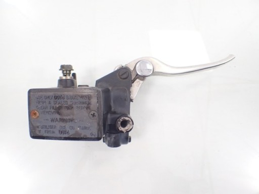 Головний гальмівний циліндр передній Kawasaki Z750 S з 750 04-06