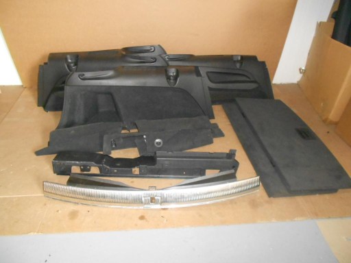 AUDI Q7 LIFT Оббивка багажника боковини килимове покриття