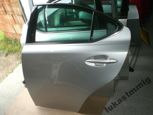 door LEXUS IS II 220 2008r zVAT KPL z boczkiem
