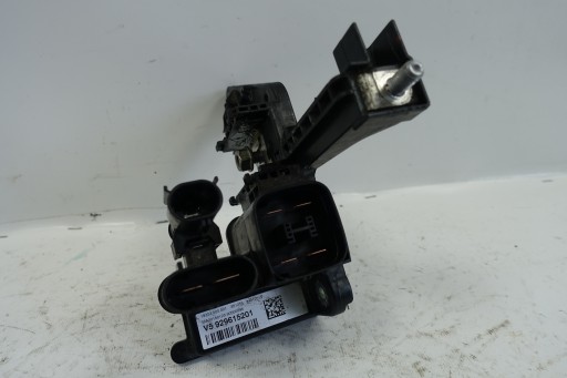 929615201 - BMW F30 F31 3.0 D запобіжник акумулятора оригінал