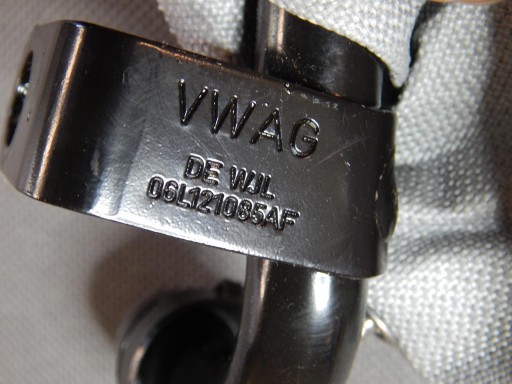 AUDI A5 F5 prijenos vode 06L121085AF