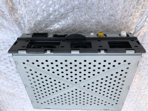 4F0035541F - AUDI A6 C6 A8 D3 Q7 4L0 2G радіо тюнер 4f0035541