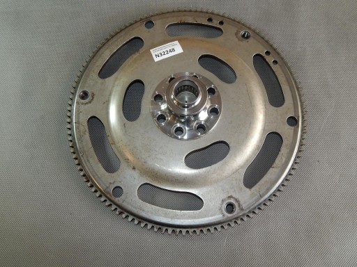 AUDI A4 B9 wheel flywheel 06H105323AD
