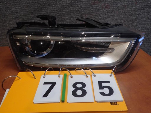 light front front right AUDI Q3 BI-XENON 11-16