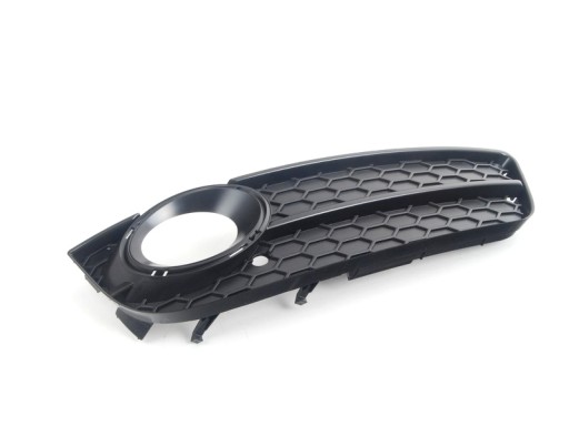 8T080768201C - Решітка решітки галогену Audi A5 заглушка права ASO