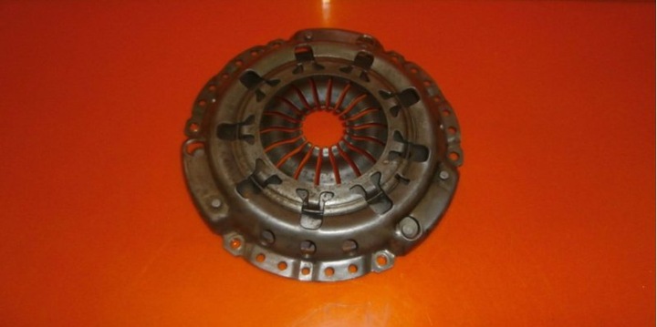 СLUTCH BEARING CLUTCH SET FORD MONDEO MK2 1.8 TD 412115704 photo 1 - milautoparts-fr.ukrlive.com