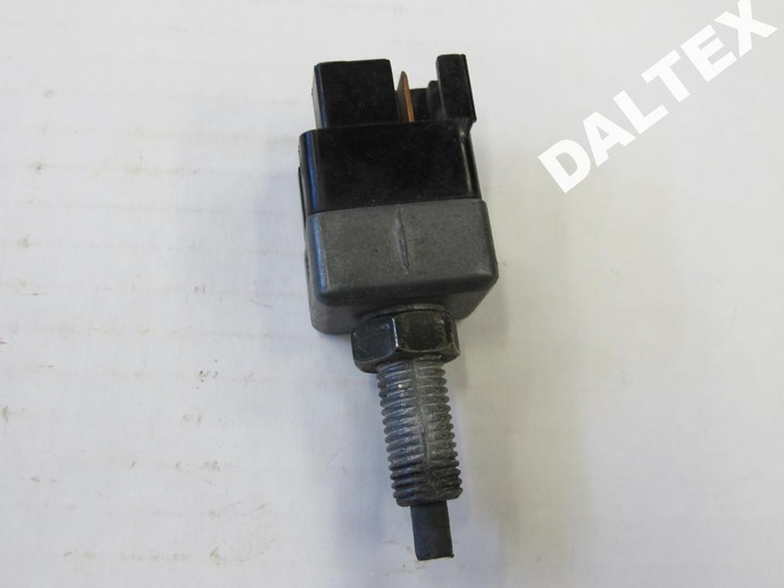 SENSOR STOP SUZUKI JIMNY FOR 2004R ORIGINAL photo 1 - milautoparts-fr.ukrlive.com