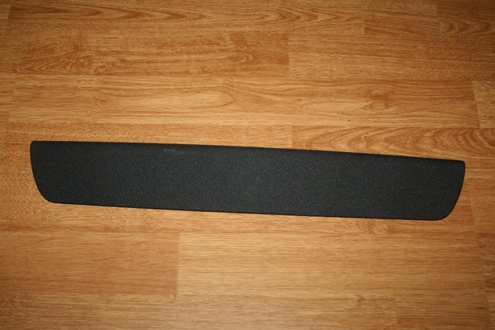 COUVE-JOINT PLANCHE DE PLAFOND PROTECTION MERCEDES E W207 C W204 photo 1 - milautoparts-fr.ukrlive.com