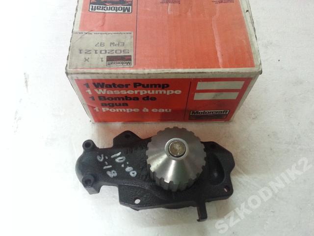 FORD SIERRA 1.8 ORIGINAL NEW CONDITION PUMP WATER photo 2 - milautoparts-fr.ukrlive.com